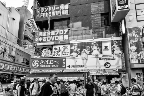 Tokyo noir et blanc- ELA3193-Edit-Edit-2